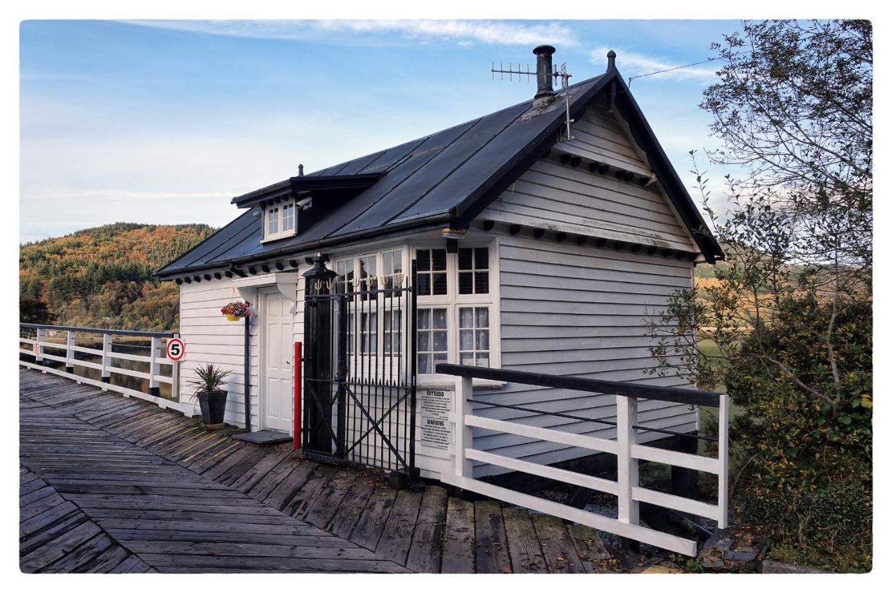Вілла Toll Bridge House Penmaenpool Екстер'єр фото